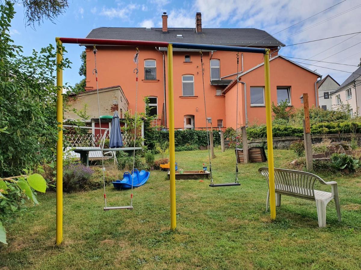 Ferienwohnung Ost - Alte Schule Sachswitz グライツ エクステリア 写真